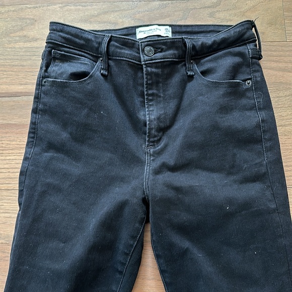 Excellent condition Abercrombie black super skinny high rise - Picture 3 of 5